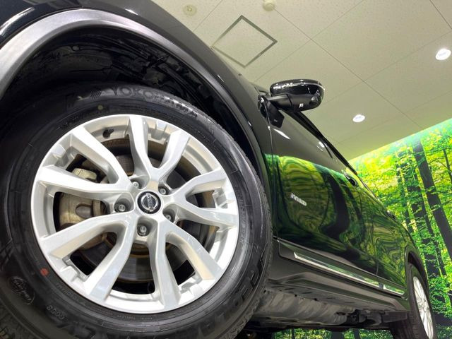 �y����17�C���`�A���~�z�C�[���z�O�ςɃ}�b�`���������A���~�z�C�[���𑕒����Ă���܂��B�e��ЊO�A���~�z�C�[����A�X�^�b�h���X�^�C�����戵�����Ă���܂��B���񂲑��k����������