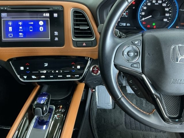ヴェゼル1.5 ハイブリッド Z ホンダセンシング 4WD