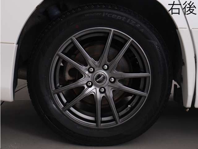 お客様のお好みの新品18インチ、19インチ、20インチホイール装着可能!ダウンサスなどローダウンも取付可能です!ヴァルドやワークなどのメーカー品も取り寄せ可能です!