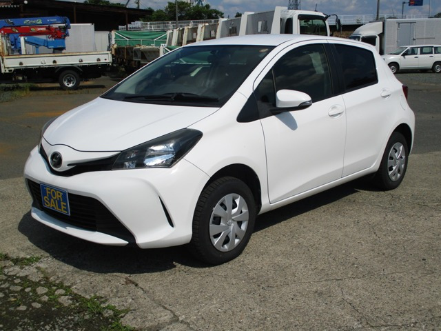 ヴィッツ1.3 F 4WD