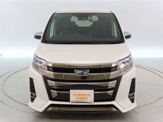 ノア1.8 ハイブリッド Si W×B II