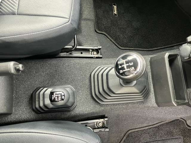 ジムニーXL 4WD