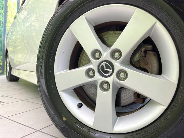 �y����15�C���`�A���~�z�C�[���z�O�ςɃ}�b�`���������A���~�z�C�[���𑕒����Ă���܂��B�e��ЊO�A���~�z�C�[����A�X�^�b�h���X�^�C�����戵�����Ă���܂��B���񂲑��k����������