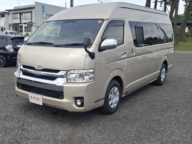 ハイエース2.7 グランドキャビン 4WD