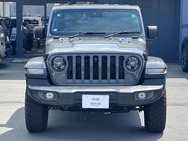 グラディエーター3.6 ルビコン 4WD