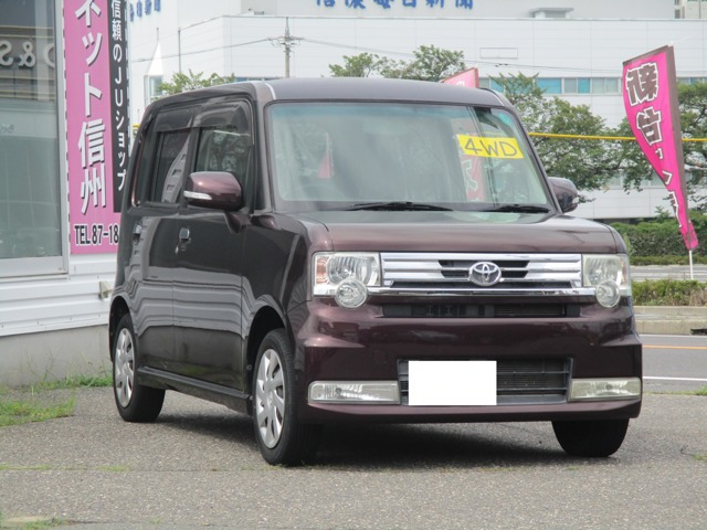 ピクシススペースカスタム X 4WD