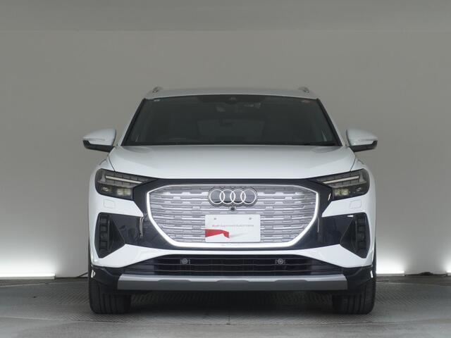 Q4 e-tron40 アドバンスド