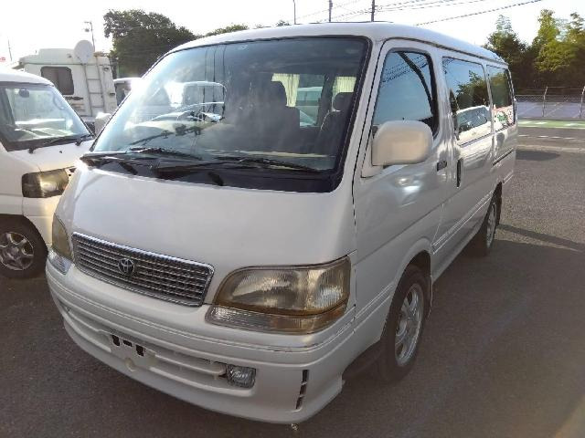 ハイエース