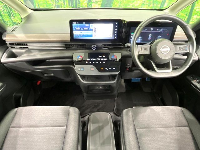 セレナ1.4 e-POWER ハイウェイスターV