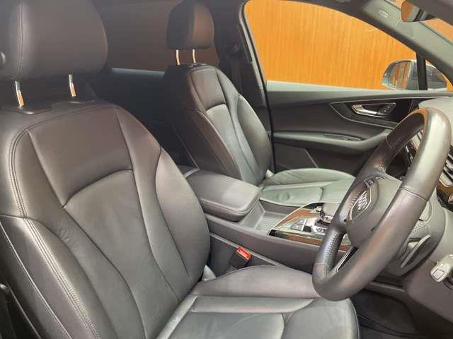 Q7ブラック スタイリング 4WD