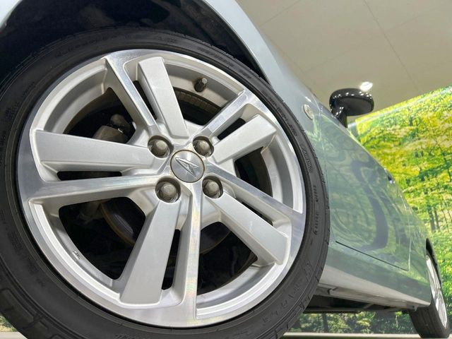 �y����16�C���`�A���~�z�C�[���z�O�ςɃ}�b�`���������A���~�z�C�[���𑕒����Ă���܂��B�e��ЊO�A���~�z�C�[����A�X�^�b�h���X�^�C�����戵�����Ă���܂��B���񂲑��k����������
