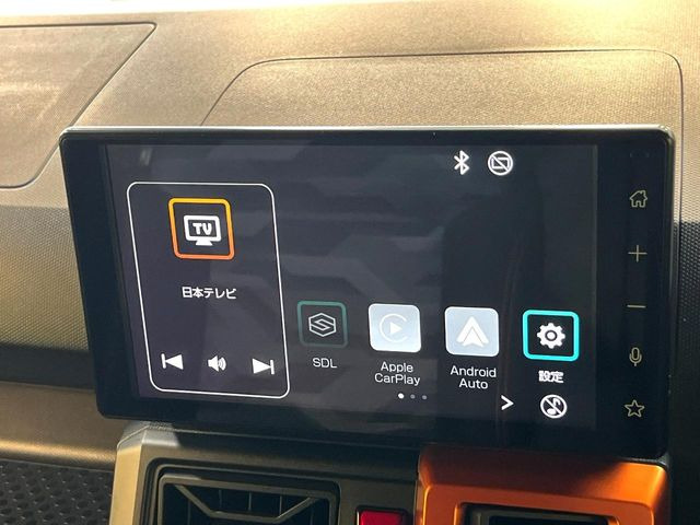 【9型ディスプレイオーディオ】お手持ちのスマートフォンとの連携で、ナビや音楽再生など各種アプリを使用可能。スマホに近い感覚でお使いいただけます♪