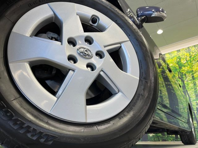 �y����15�C���`�A���~�z�C�[���z�O�ςɃ}�b�`���������A���~�z�C�[���𑕒����Ă���܂��B�e��ЊO�A���~�z�C�[����A�X�^�b�h���X�^�C�����戵�����Ă���܂��B���񂲑��k����������