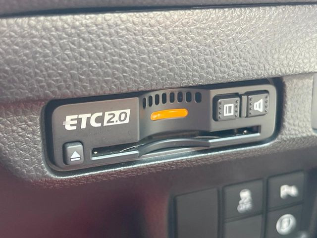 【ETC】高速道路の料金所をストレスなく通過!話題のスポットやサービスエリアに多い「スマートIC」利用時は必須のアイテムです。当店でセットアップを実施、ご納車当日からすぐにご利用いただけます!