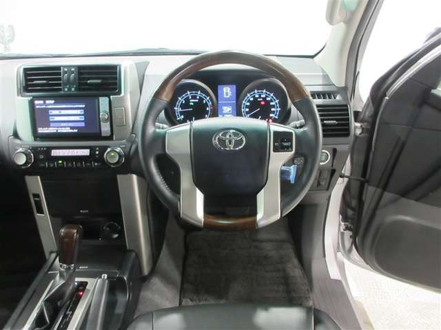 ランドクルーザープラド2.7 TX Lパッケージ 4WD