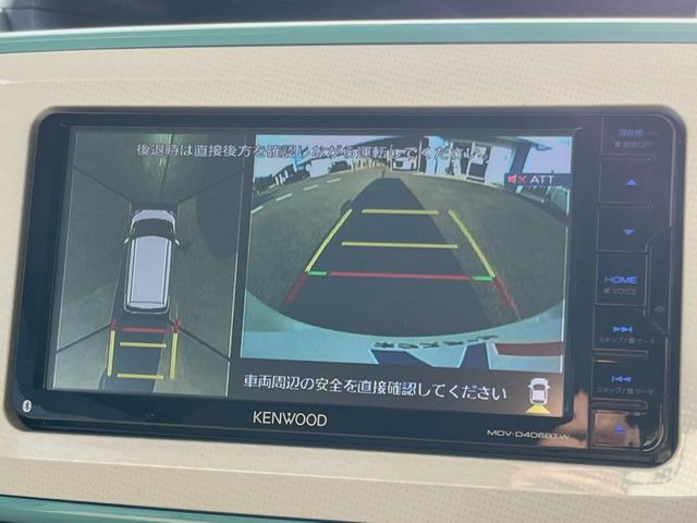 【パノラマモニター】専用のカメラにより、上から見下ろしたような視点で360度クルマの周囲を確認することができます☆死角部分も確認しやすく、狭い場所での切り返しや駐車もスムーズに行えます。