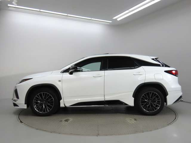 RX300 Fスポーツ 4WD