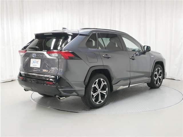 RAV42.5 プラグインハイブリッド Z E-Four 4WD