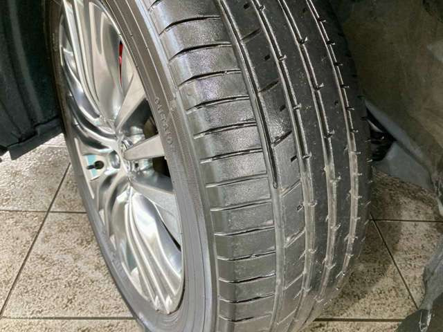ハリアー2.0 Z レザーパッケージ 4WD