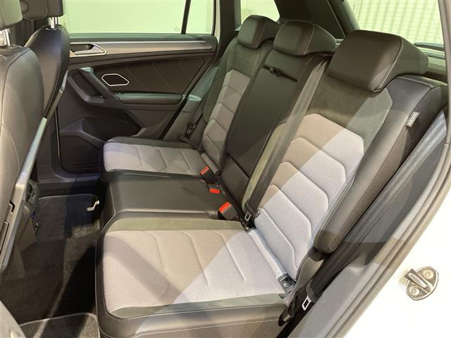 ティグアンTDI 4モーション Rライン ディーゼル 4WD