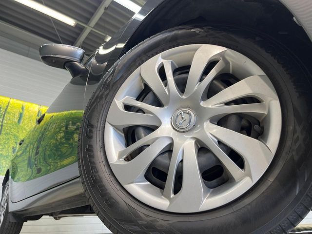 �y����15�C���`�A���~�z�C�[���z�O�ςɃ}�b�`���������A���~�z�C�[���𑕒����Ă���܂��B�e��ЊO�A���~�z�C�[����A�X�^�b�h���X�^�C�����戵�����Ă���܂��B���񂲑��k����������