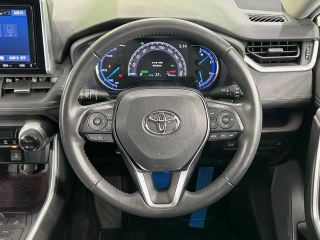 【ステアリングスイッチ】運転中、前方から目線をそらすことなく、オーディオ等の操作が可能な便利機能!安心&快適なドライブを演出してくれます♪