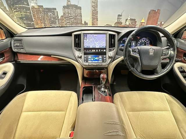 ���{�����s�ɃZ�_���ESUV�𒆐S�Ɂw���l�ł����i�x�œW�����Ă���ǎ����ÎԐ��X�ł��B���̗��C�����Ȃ��̎ԗ�����Ŏ�舵��!�B�֐��n��ōł������ȉ��i���ŗǎ��Ԃ����񋟂ł���悤�w�߂Ă���܂��B