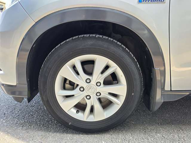 �������������߂�z���_�����A���~�z�C�[���𑕒����Ă��܂��B�X�^�C���b�V���ȃf�U�C�����T�C�h�r���[����w�������āA���o�����̂��тɋC�������߂Ă���܂��BCARGO��z�X�ł͑S�Ԍ��Ԋm�F�����{���A�i���Ǘ�