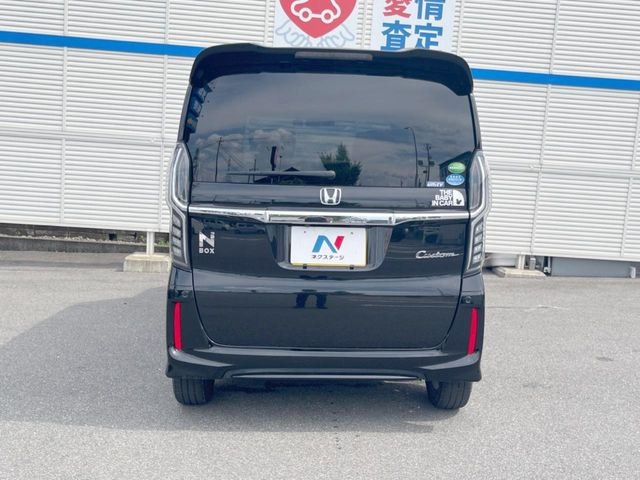 安心の最長10年・走行無制限保証(有償)をご用意。保証内容も充実はもちろん、無料点検&オイル交換や、年中無休の全国・24時間ロードサービスも付帯されておりますのでご安心下さい。