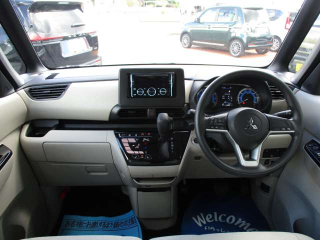 �����d���X���C�h�h�A�E����B�J�����ELED�I�[�g�w�b�h���C�g�EBluetooth�E�I�[�g�G�A�R���E�Փˌy���u���[�L�ELKA�E�v�b�V���X�^�[�g�E����n�d�l�ԁE���s5,986km
