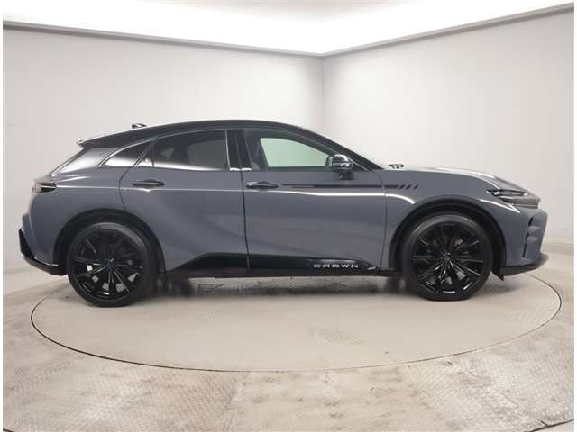 クラウンスポーツ2.5 Z E-Four 4WD