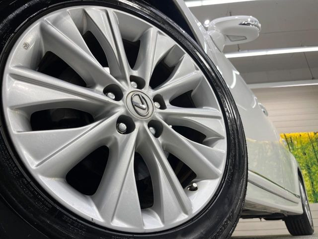 �y�����A���~�z�C�[���z�O�ςɃ}�b�`���������A���~�z�C�[���𑕒����Ă���܂��B�e��ЊO�A���~�z�C�[����A�X�^�b�h���X�^�C�����戵�����Ă���܂��B���񂲑��k����������