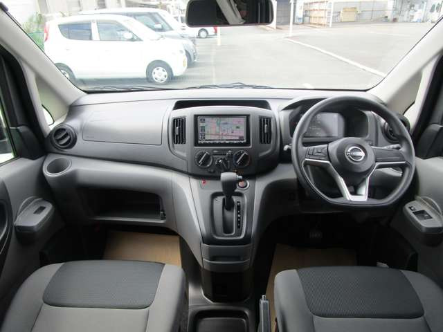 NV200バネットバン1.6 DX マイルーム