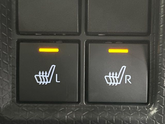 【シートヒーター】寒い日に重宝するシートヒーター!エアコンより早く温まってくれるので寒がりの人も安心ですね♪エアコンの温風は乾燥するから苦手、という方にもをおすすめです。