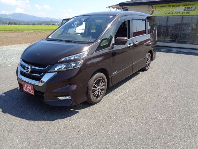 セレナ2.0 ハイウェイスター Vセレクション 4WD