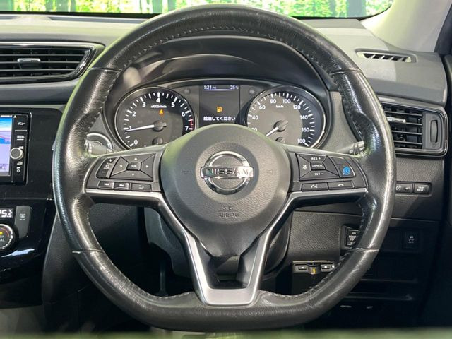 【プロパイロット】高速道路での長距離走行が楽に!!渋滞時と巡回走行のシーンで、アクセル・ブレーキ・ステアリングを自動で制御し、長距離運転の負担を軽減してくれます♪