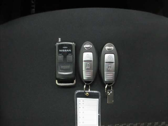 ノート1.2 e-POWER X FOUR 4WD
