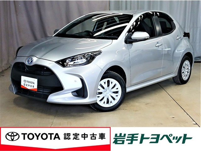ヤリス1.5 ハイブリッド X E-Four 4WD