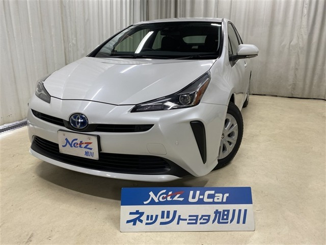 プリウス1.8 S E-Four 4WD