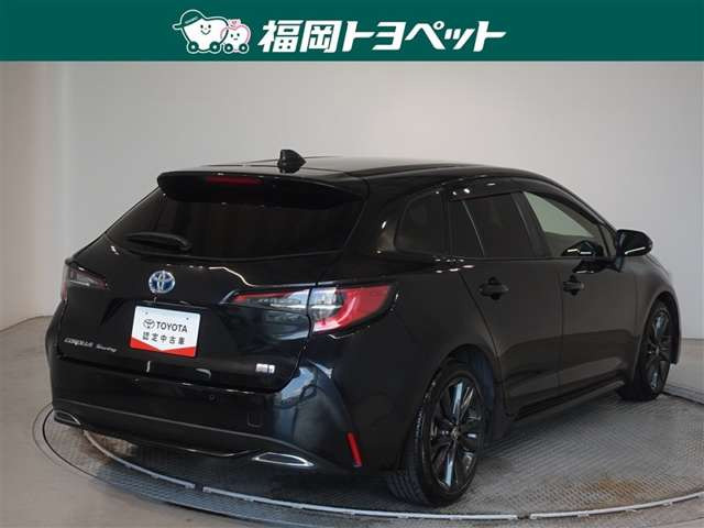 カローラツーリング1.8 ハイブリッド W×B