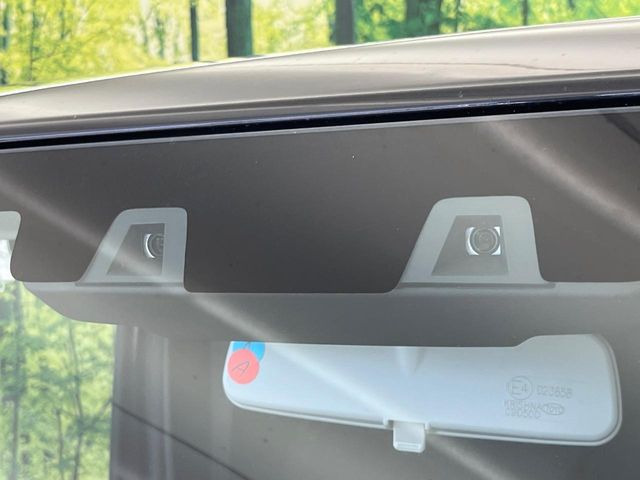 【スズキ セーフティサポート】走行中に前方の車両等を認識し、衝突しそうな時は警報とブレーキで衝突回避と被害軽減をアシスト。より安全にドライブをお楽しみいただけます。
