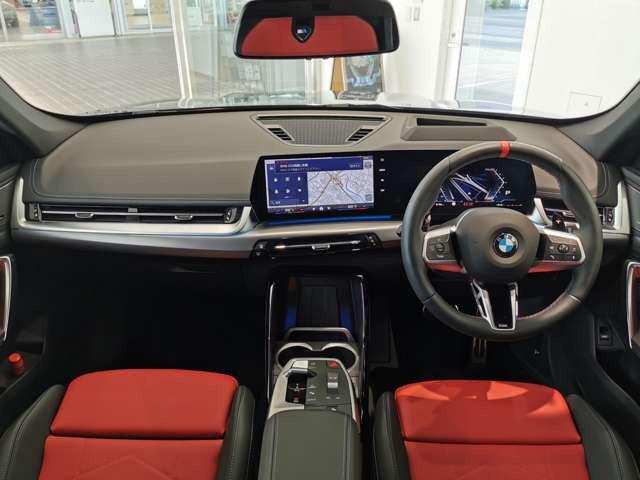 X1M35i xドライブ DCT 4WD