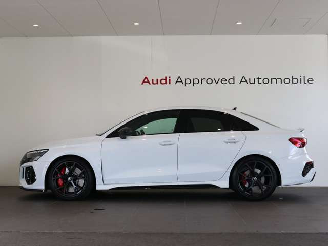 RS3セダン2.5 4WD