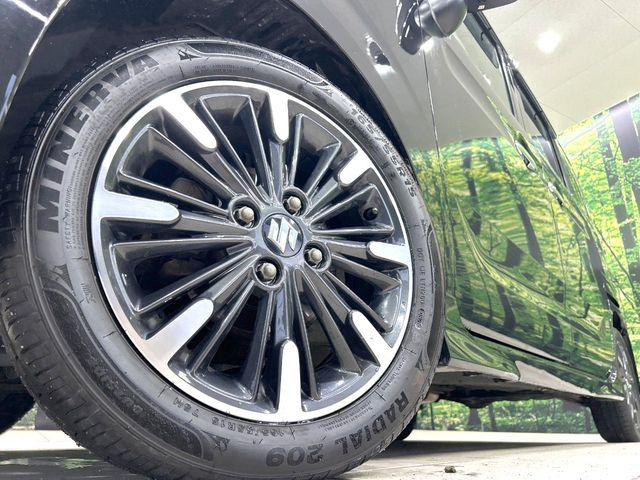 �y����15�C���`�A���~�z�C�[���z�O�ςɃ}�b�`���������A���~�z�C�[���𑕒����Ă���܂��B�e��ЊO�A���~�z�C�[����A�X�^�b�h���X�^�C�����戵�����Ă���܂��B���񂲑��k����������