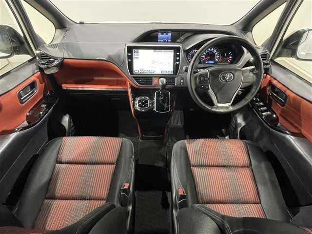 ヴォクシー2.0 ZS