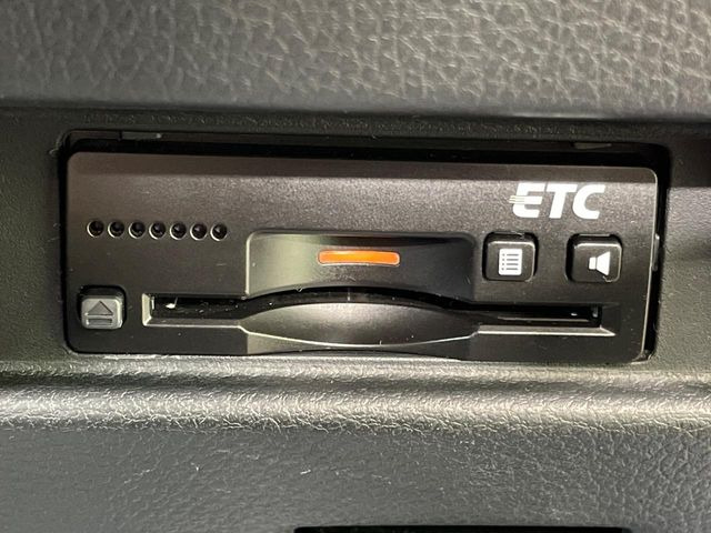 【ETC】高速道路の料金所をストレスなく通過!話題のスポットやサービスエリアに多い「スマートIC」利用時は必須のアイテムです。当店でセットアップを実施、ご納車当日からすぐにご利用いただけます!