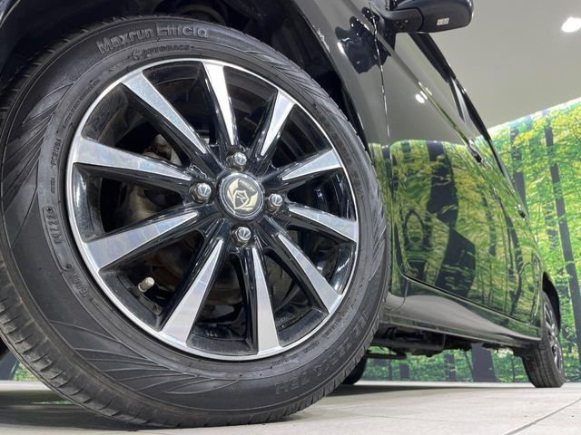 �y14�C���`�A���~�z�C�[���z�O�ςɃ}�b�`�����A���~�z�C�[���𑕒����Ă���܂��B�e��A���~�z�C�[����A�X�^�b�h���X�^�C�����戵�����Ă���܂��B���񂲑��k����������