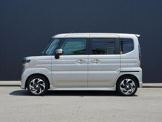 フレアワゴンカスタムスタイル XT