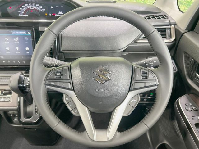 �y�X�e�A�����O�X�C�b�`�z�^�]���A�O������ڐ������炷���ƂȂ��A�I�[�f�B�I���̑��삪�\�ȕ֗��@�\!���S&���K�ȃh���C�u�����o���Ă���܂���