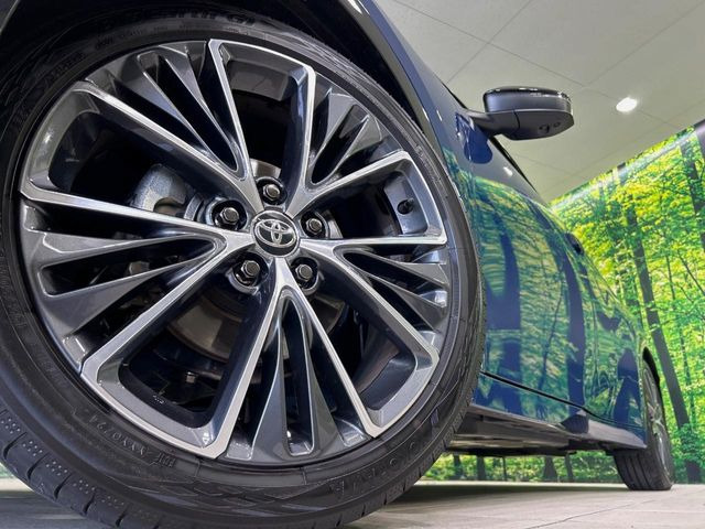 �y����19�C���`�A���~�z�C�[���z�O�ςɃ}�b�`���������A���~�z�C�[���𑕒����Ă���܂��B�e��ЊO�A���~�z�C�[����A�X�^�b�h���X�^�C�����戵�����Ă���܂��B���񂲑��k����������